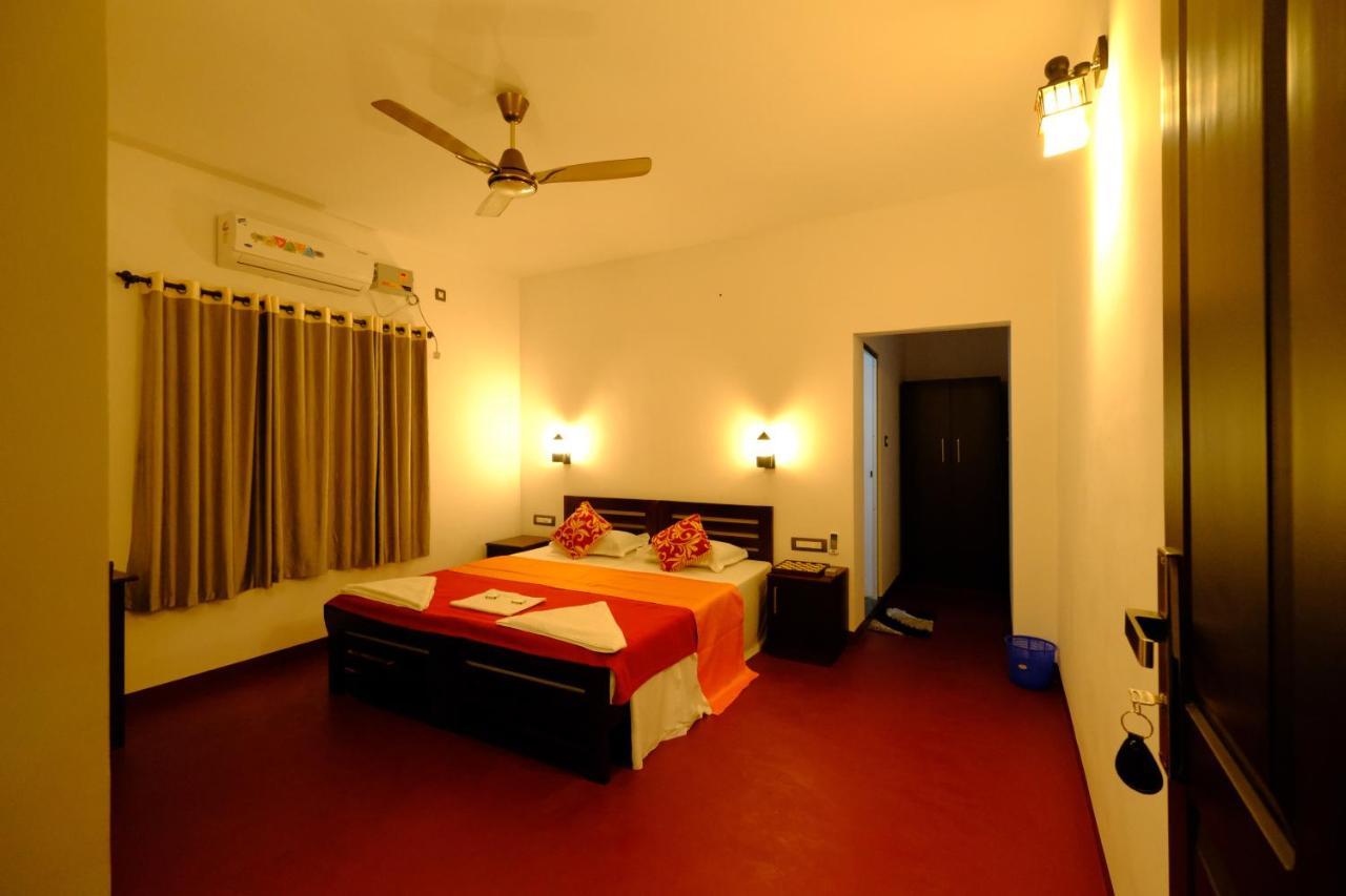 Marari Ebin Charlys Apartment Mararikulam Exterior photo
